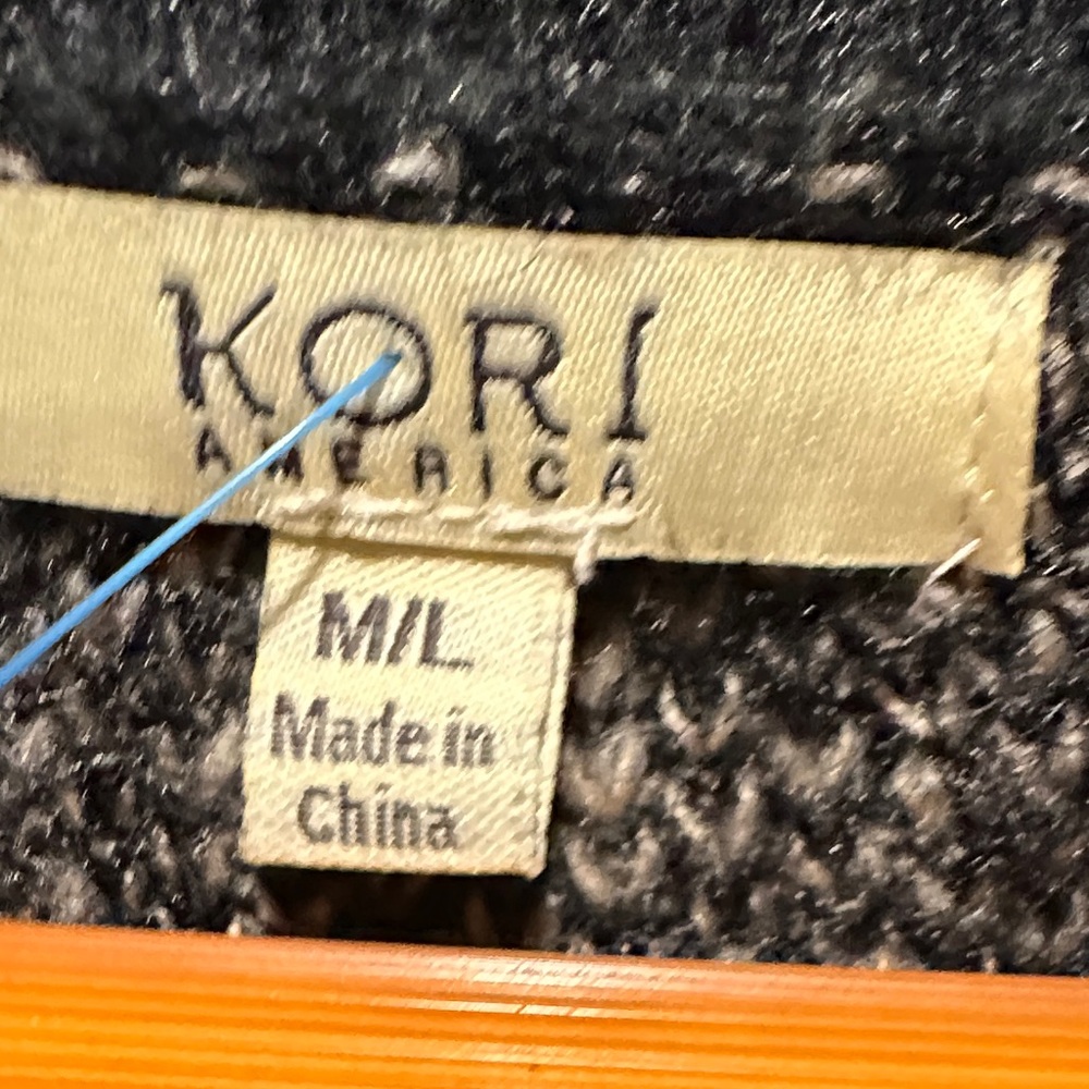 Kori America Drop Sleeve Black/Beige Leopard-Print Open Front Shawl Cardigan - Picture 3 of 9
